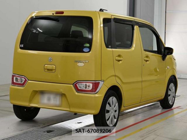 Suzuki WAGON R 2019-07 8218620-1