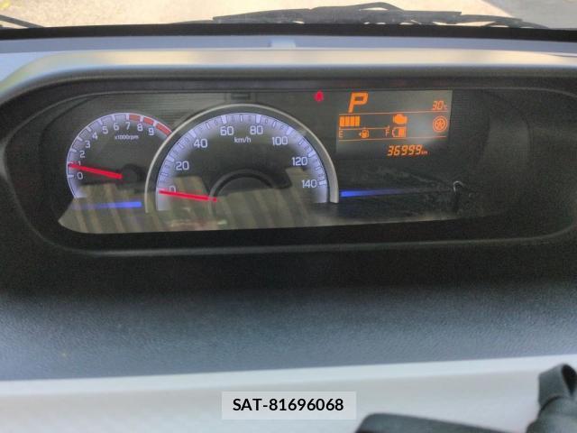 Suzuki WAGON R 2018-02 8218642-3
