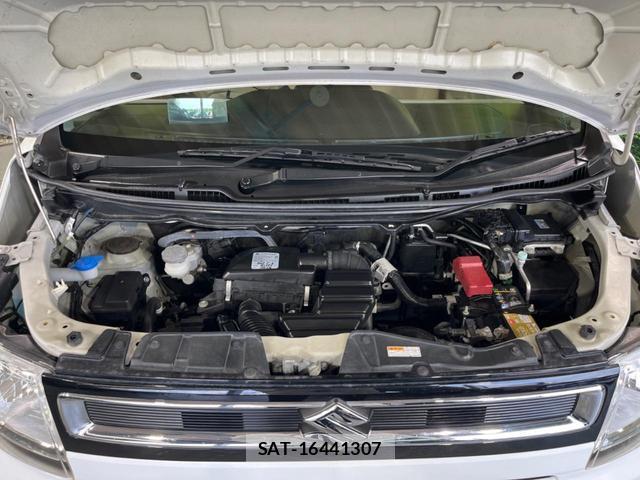Suzuki WAGON R 2017-10 8219518-18