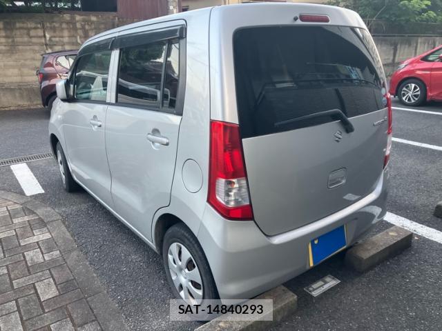 Suzuki WAGON R 2011-03 8219565-12
