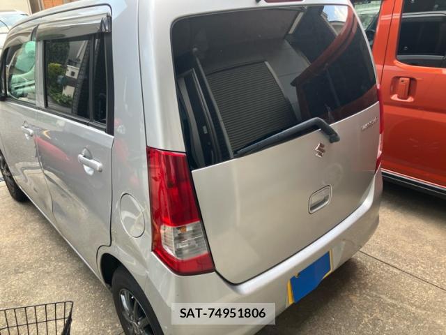 Suzuki WAGON R 2011-10 8219644-13