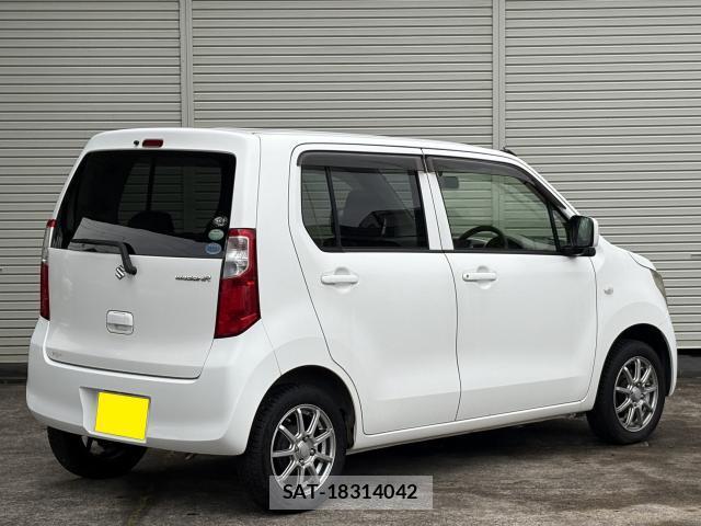 Suzuki WAGON R 2016-03 8220381-1