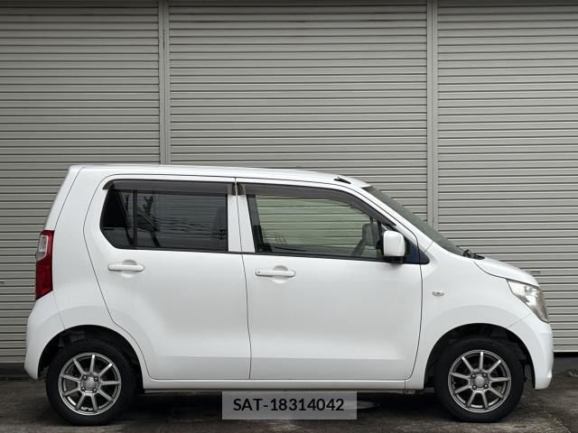 Suzuki WAGON R 2016-03 8220381-3