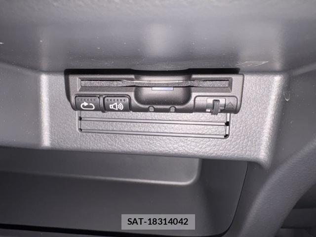 Suzuki WAGON R 2016-03 8220381-9