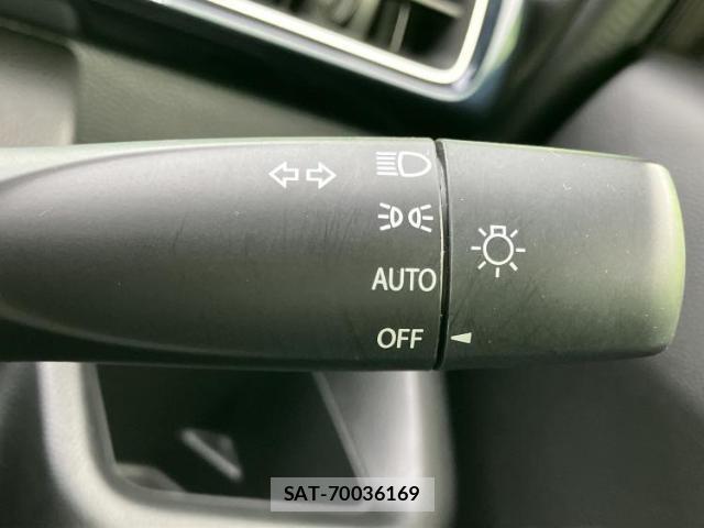 Suzuki WAGON R 2018-10 8220835-11