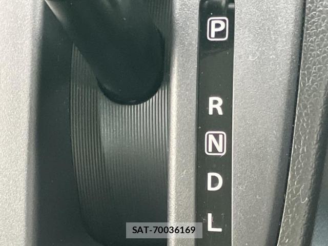 Suzuki WAGON R 2018-10 8220835-13