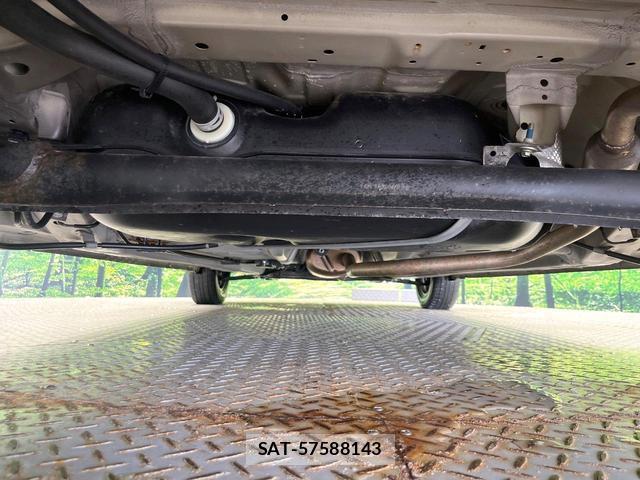 Suzuki WAGON R 2018-12 8221087-18