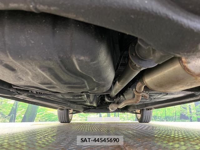 Suzuki WAGON R 2022-12 8221089-18