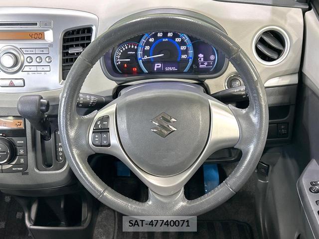 Suzuki WAGON R 2014-09 8221113-10
