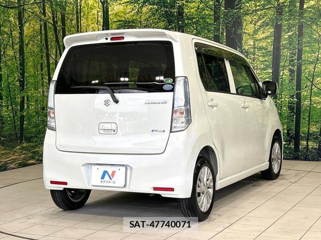 Suzuki WAGON R 2014-09 8221113-16