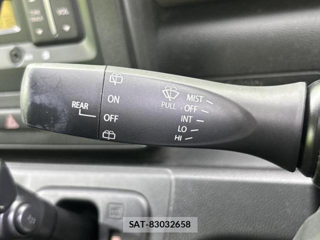 Suzuki WAGON R 2021-08 8221176-12
