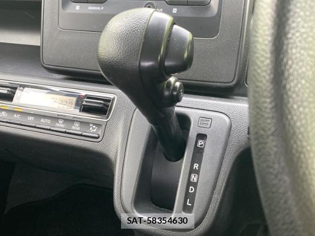 Suzuki WAGON R 2022-03 8221180-13
