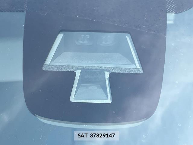 Suzuki WAGON R 2015-07 8221193-4