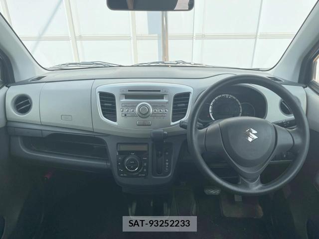 Suzuki WAGON R 2015-08 8221556-1