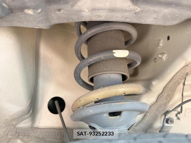 Suzuki WAGON R 2015-08 8221556-15