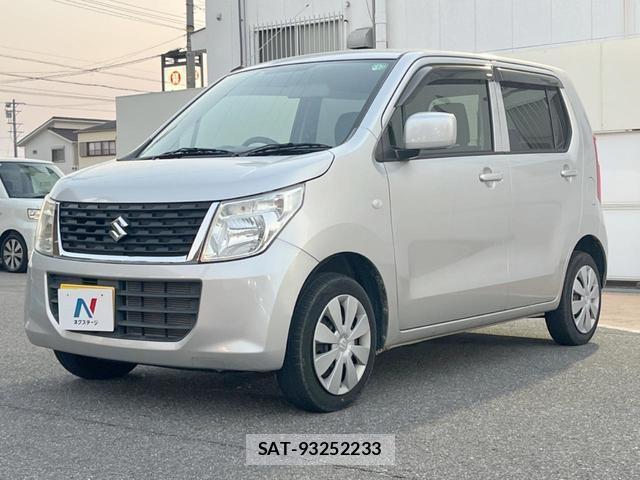 Suzuki WAGON R 2015-08 8221556-18