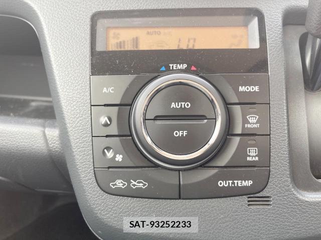 Suzuki WAGON R 2015-08 8221556-2