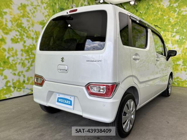 Suzuki WAGON R 2023-10 8222351-2