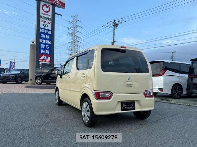 Suzuki WAGON R 2021-06 8223310-9