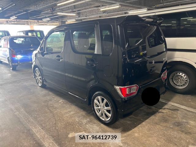 Suzuki WAGON R 2020-11 8223621-8