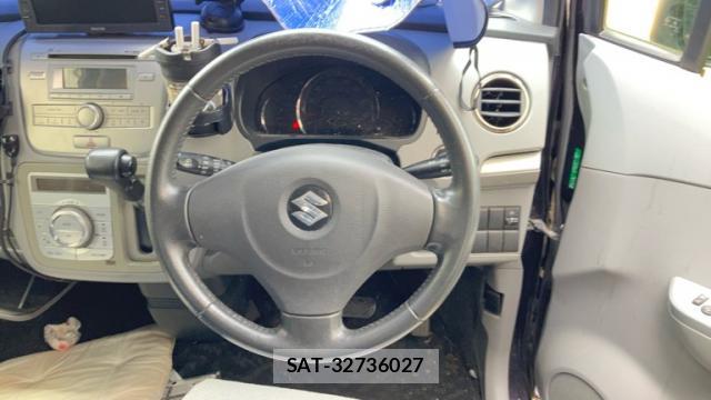 Suzuki WAGON R 2012-06 8223703-6