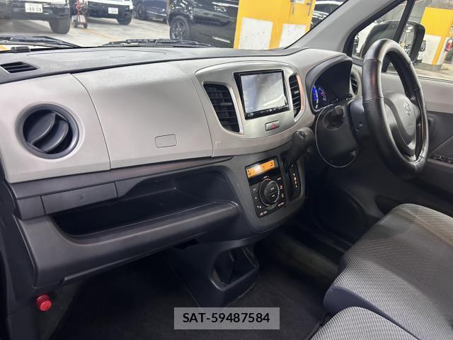 Suzuki WAGON R 2015-08 8224265-10