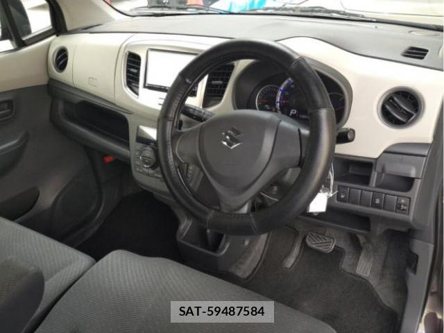 Suzuki WAGON R 2015-08 8224265-2