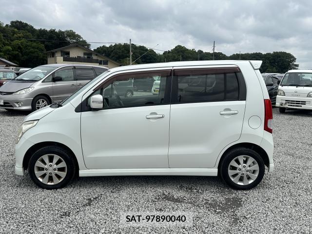 Suzuki WAGON R 2008-06 8224436-7