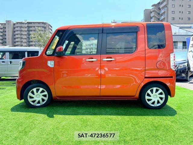 Daihatsu WAKE 2016-01 8223430-2