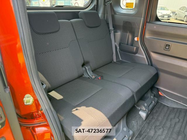 Daihatsu WAKE 2016-01 8223430-5