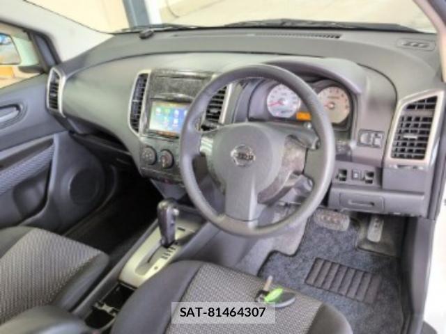 Nissan Wingroad 2017-09 8218949-2