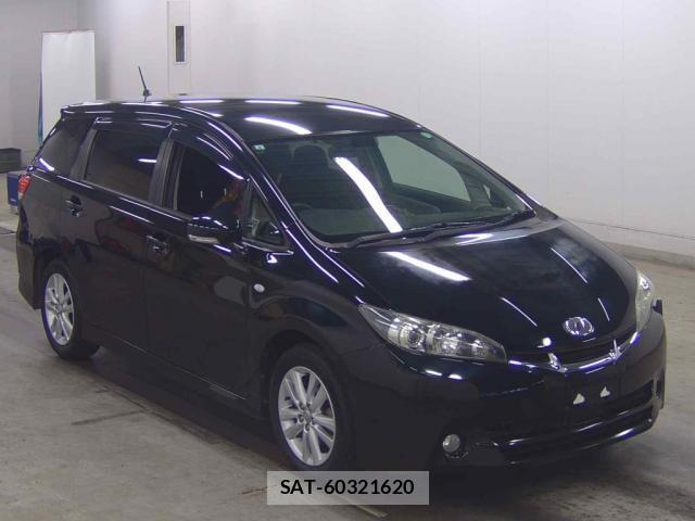 Toyota WISH 2009-05 8217651-3