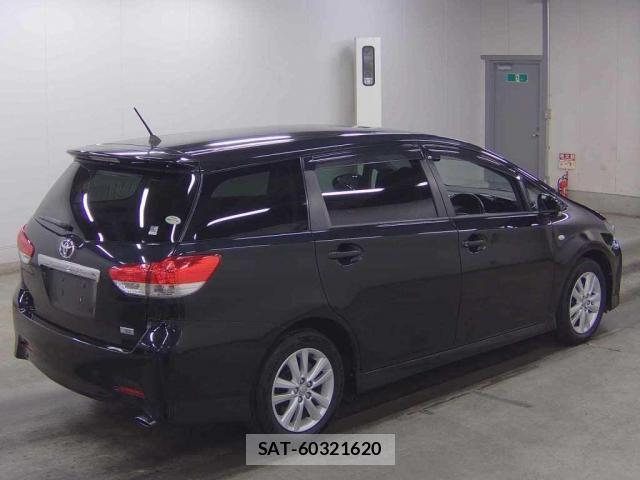 Toyota WISH 2009-05 8217651-4