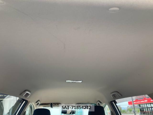 Toyota WISH 2014-05 8219596-17