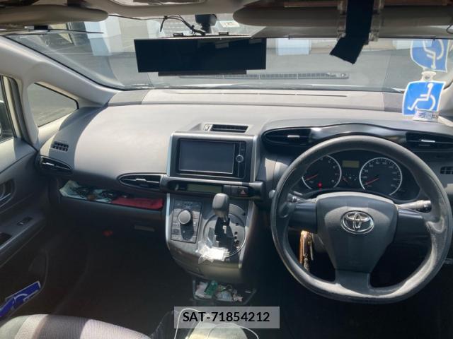 Toyota WISH 2014-05 8219596-18