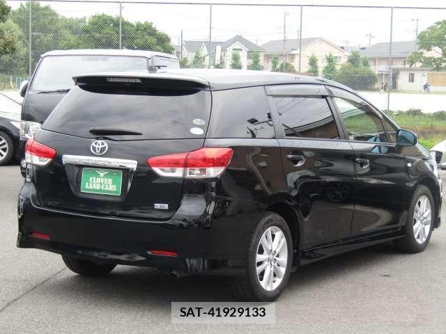 Toyota WISH 2009-07 8224716-3