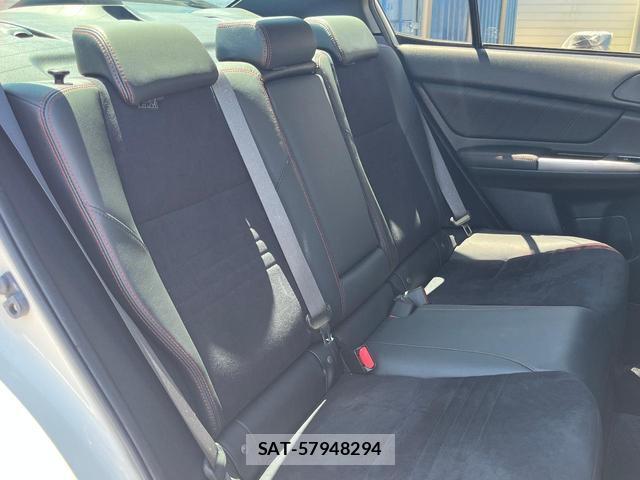 Subaru WRX S4 2015-08 8220683-11
