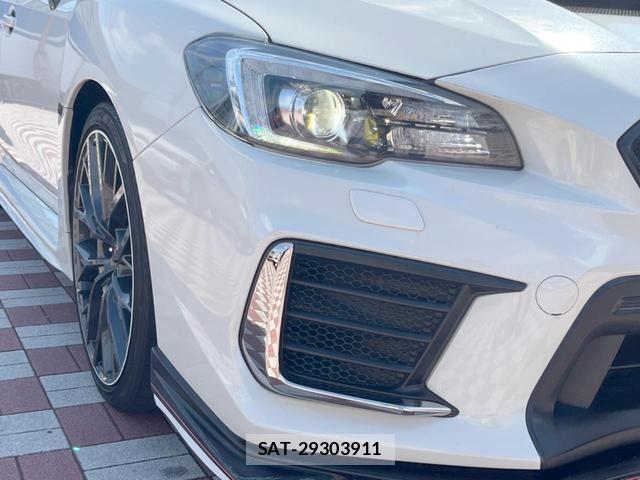 Subaru WRX STI 2017-08 8220661-11