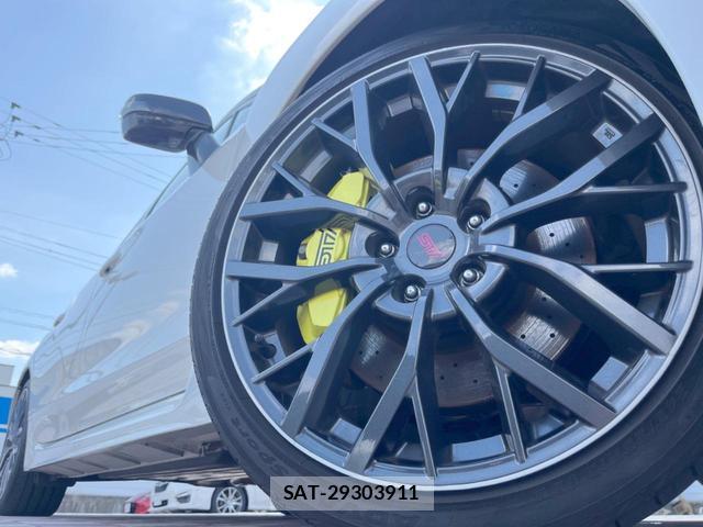 Subaru WRX STI 2017-08 8220661-12