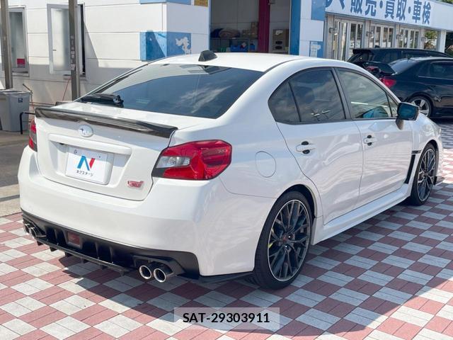 Subaru WRX STI 2017-08 8220661-16