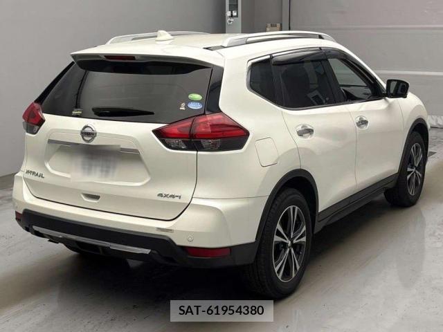 Nissan X-TRAIL 2020-02 8216403-1