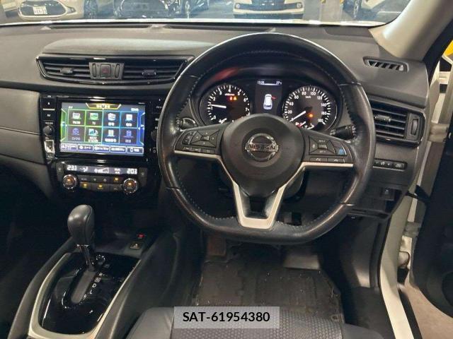 Nissan X-TRAIL 2020-02 8216403-2