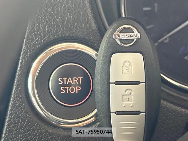 Nissan X-TRAIL 2016-02 8216782-5
