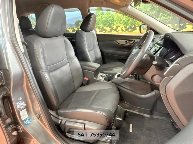 Nissan X-TRAIL 2016-02 8216782-7