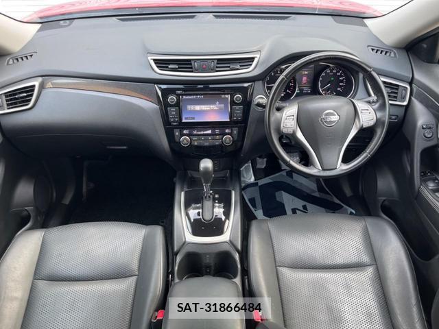 Nissan X-TRAIL 2015-12 8217137-1