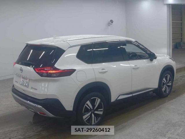 Nissan X-TRAIL 2025-07 8217412-4