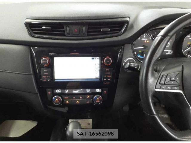 Nissan X-TRAIL 2017-07 8217909-2