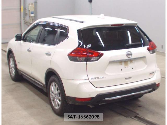 Nissan X-TRAIL 2017-07 8217909-4