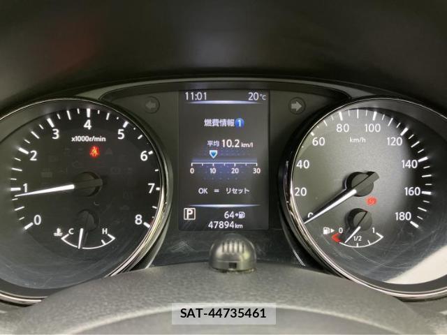 Nissan X-TRAIL 2019-05 8218481-12