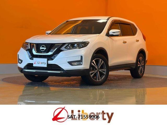 Nissan X-TRAIL 2019-08 8218678-0